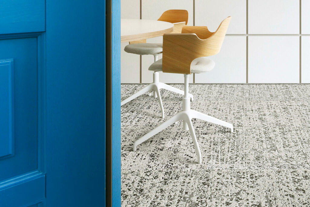 พรมสำนักงาน พรมออฟฟิศ พรมแผ่น ตกแต่งห้องประชุม